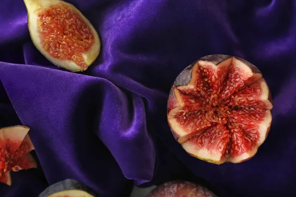Fresh Ripe Purple Figs Color Fabric Top View — Stock Photo, Image
