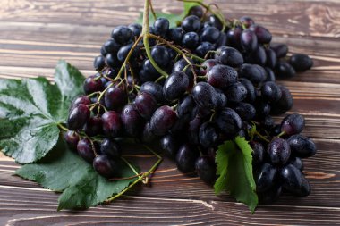 Olgun tatlı üzüm ahşap tablo