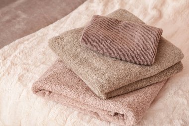 Divan temiz yumuşak havlu