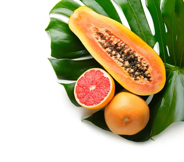Composición Verano Con Frutas Tropicales Sobre Fondo Blanco —  Fotos de Stock