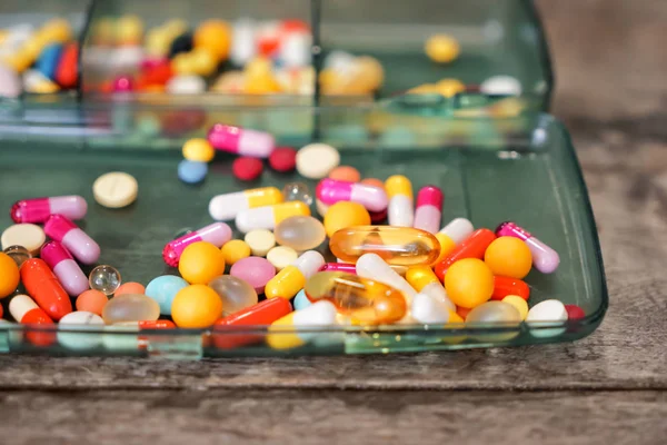 Konténer Pills Fából Készült Asztal Vértes — Stock Fotó