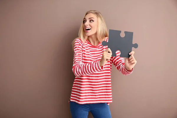 Young Woman Piece Puzzle Color Background — Stock Photo, Image