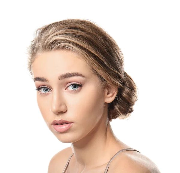 Belle Jeune Femme Avec Maquillage Sur Fond Blanc — Photo