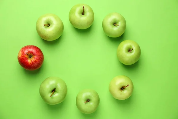成熟的新鲜苹果颜色背景 — 图库照片