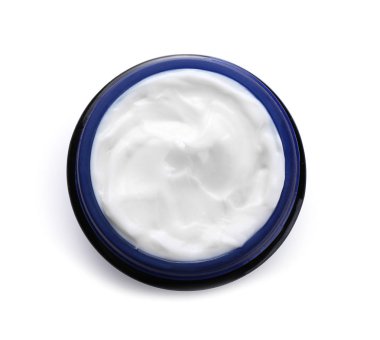 Beyaz arka plan üzerinde vücut kremi ile jar