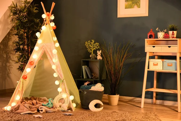 Cozy Play Tent Kids Glowing Garland Room Interior — Stock Photo, Image