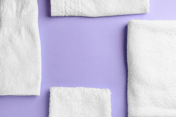 Czyste Miękkie Ręczniki Tle Koloru — Zdjęcie stockowe
