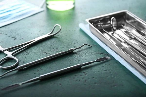 Dentist Tools Tray Color Table — Stock Photo, Image