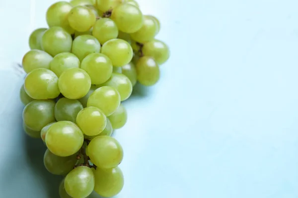 Ripe Juicy Grapes Color Table Closeup — Stock Photo, Image