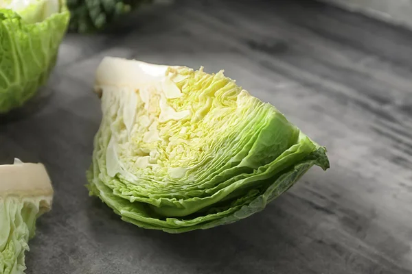 Cut Savoy Cabbage Grey Table — Stock Photo, Image