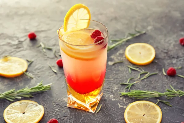 Glas Met Heerlijke Zomer Cocktail Tafel — Stockfoto