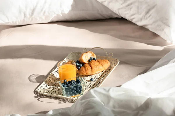 Tray Delicious Breakfast Bed — Stock Photo, Image