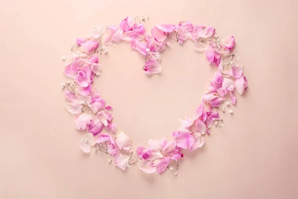 Heart Made Flower Petals Color Background — Stock Photo, Image