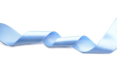 Beyaz arkaplanda güzel mavi kurdele