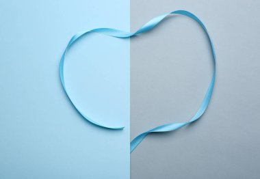 Çerçeve mavi şerit üzerinde renk arka plan yapılmış