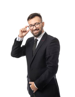 Beyaz arka planda yakışıklı iş adamının portresi