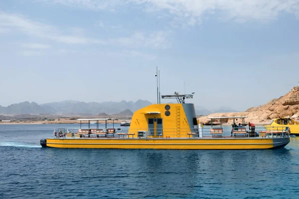 Modern Boat Blue Sea — Stock Photo, Image