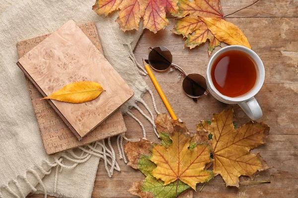 Composition Cup Aromatic Tea Warm Plaid Books Autumn Leaves Wooden — Stock Photo, Image