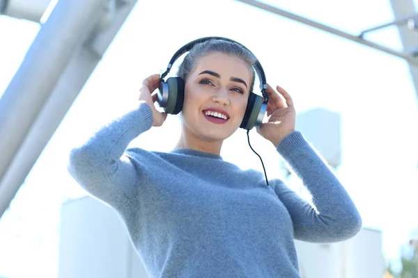 Beautiful Young Woman Listening Music Outdoors — Stock Photo, Image