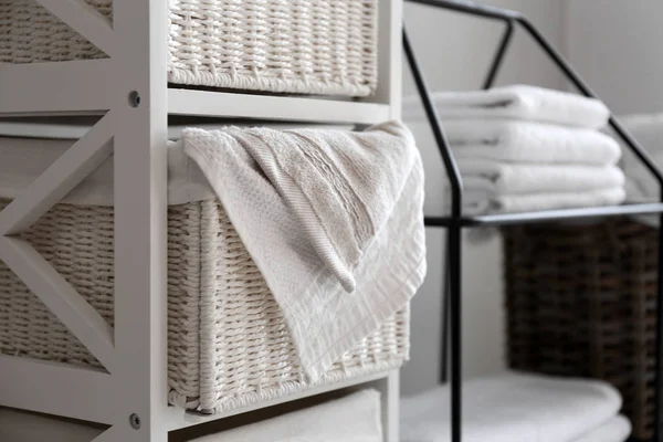 Laundry Basket Soft Towels Shelf — Stock Photo, Image