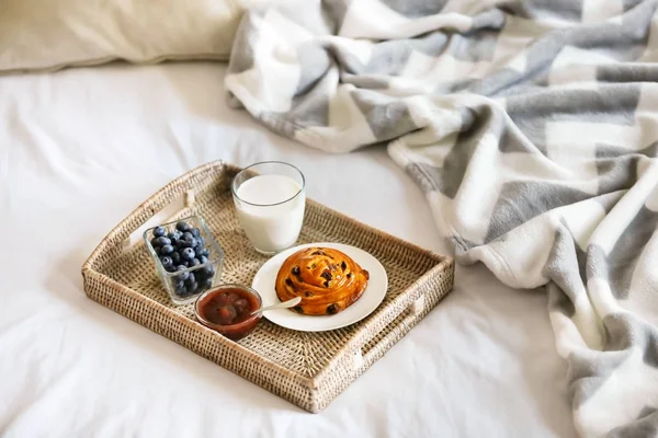 Tray Delicious Breakfast Bed — Stock Photo, Image