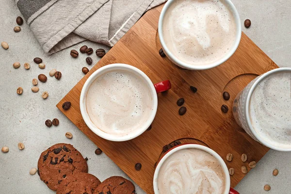 Cups Tasty Aromatic Coffee Cookies Grey Table — Stock Photo, Image