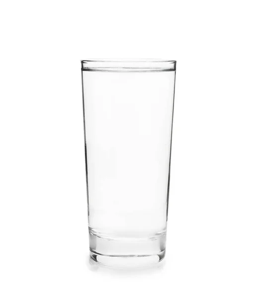 Verre Eau Fraîche Propre Sur Fond Blanc — Photo