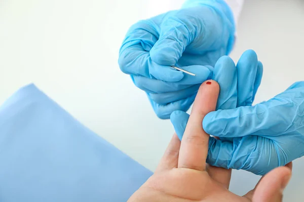 Doctor Using Lancet Get Blood Sample Test Closeup — Stock Photo, Image
