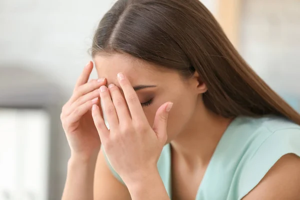 Woman Suffering Headache Indoors — Stock Photo, Image