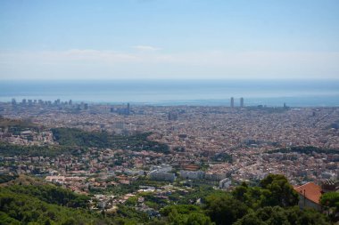 En yüksek noktası güzel şehirden görüntüleyin