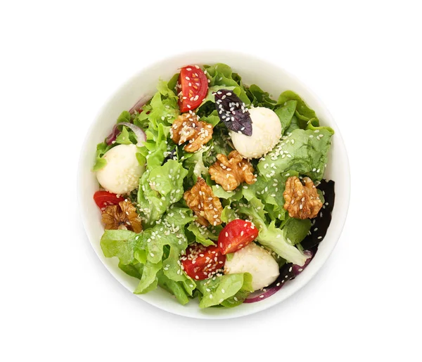 Deliciosa Salada Fresca Com Nozes Tigela Sobre Fundo Branco — Fotografia de Stock