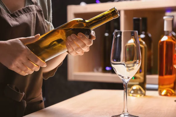 Female Barman Pouring Wine Bottle Glass Counter — Stock Photo, Image