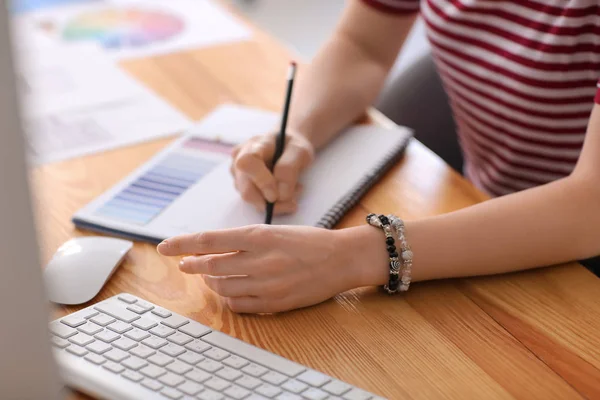 Beautiful Young Designer Working Office Closeup — Stock Photo, Image