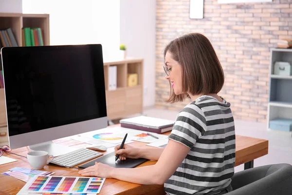 Beautiful Young Designer Working Office — Stock Photo, Image
