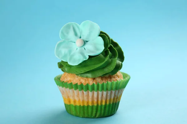 Gustoso Cupcake Sfondo Colore — Foto Stock