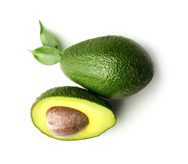 Maturare Avocado Fresco Sfondo Bianco — Foto Stock