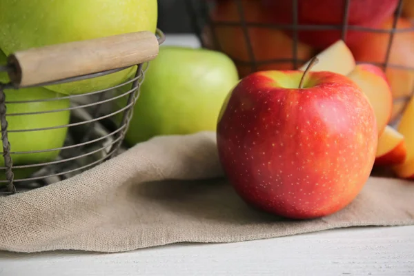 Sweet Tasty Apple Wooden Table — Stock Photo, Image