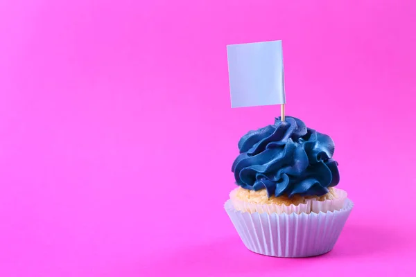 Tasty Cupcake Tag Color Background — Stock Photo, Image