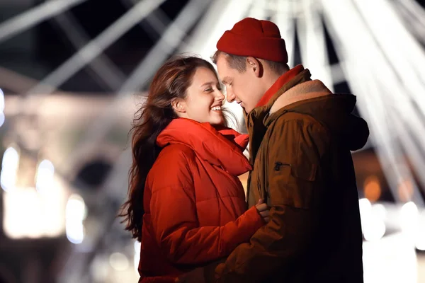 Loving Young Couple Romantic Date Ferris Wheel Evening — Stock Photo, Image