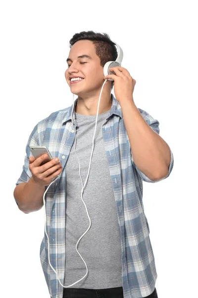 Νεαρός Που Ακούει Μουσική Λευκό Φόντο — Φωτογραφία Αρχείου