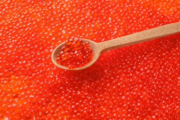 Cuchara Con Delicioso Caviar Rojo —  Fotos de Stock