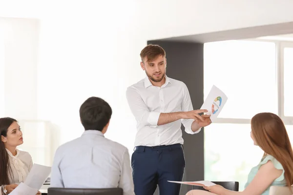 Réunion Équipe Affaires Travaillant Dans Bureau — Photo