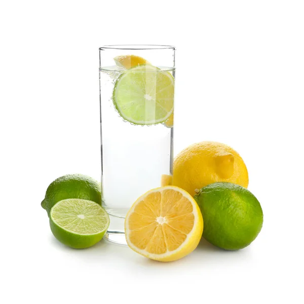 Bicchiere Acqua Con Limone Lime Menta Fondo Bianco — Foto Stock