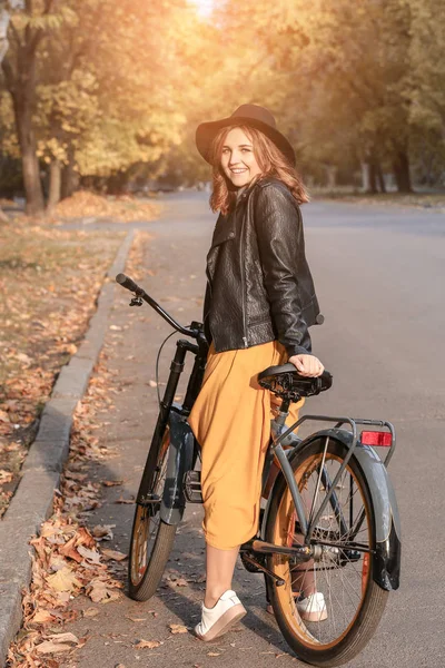 Beautiful Young Woman Bicycle Outdoors — Stock Photo, Image