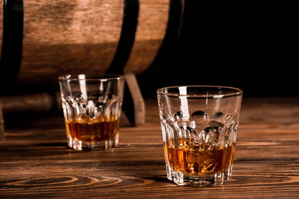 Glasses Whiskey Barrel Wooden Table — Stock Photo, Image