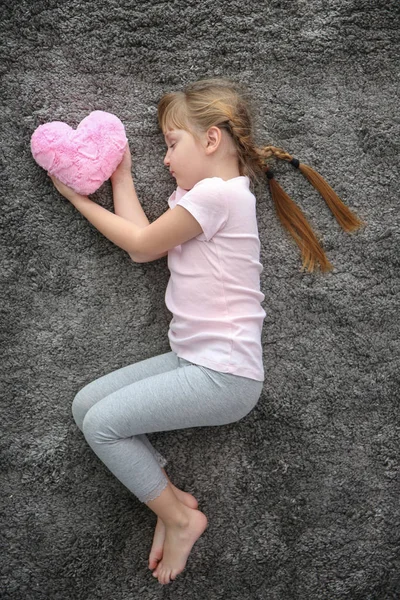 Cute Little Girl Toy Sleeping Soft Fluffy Blanket — Stock Photo, Image