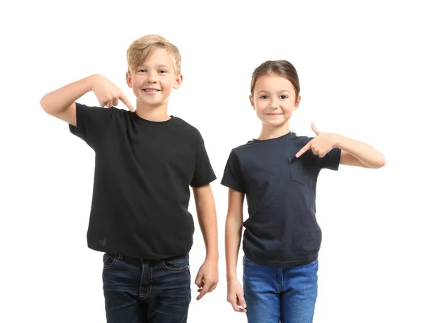 Lindos Niños Camisetas Sobre Fondo Blanco —  Fotos de Stock