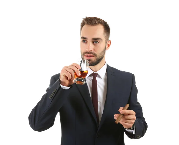 Stilig Affärsman Med Glas Whisky Och Cigarr Vit Bakgrund — Stockfoto