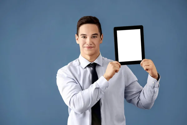 Young Businessman Tablet Computer Color Background — Stock Photo, Image