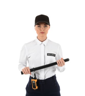 Beyaz arka plan üzerinde baton ile kadın güvenlik görevlisi
